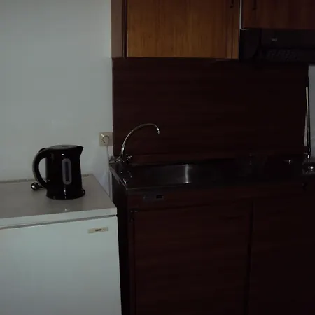Aparthotel Thodora 3*