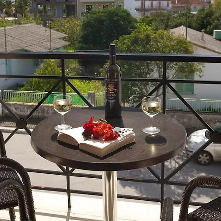 Thodora Appartments Σάμη